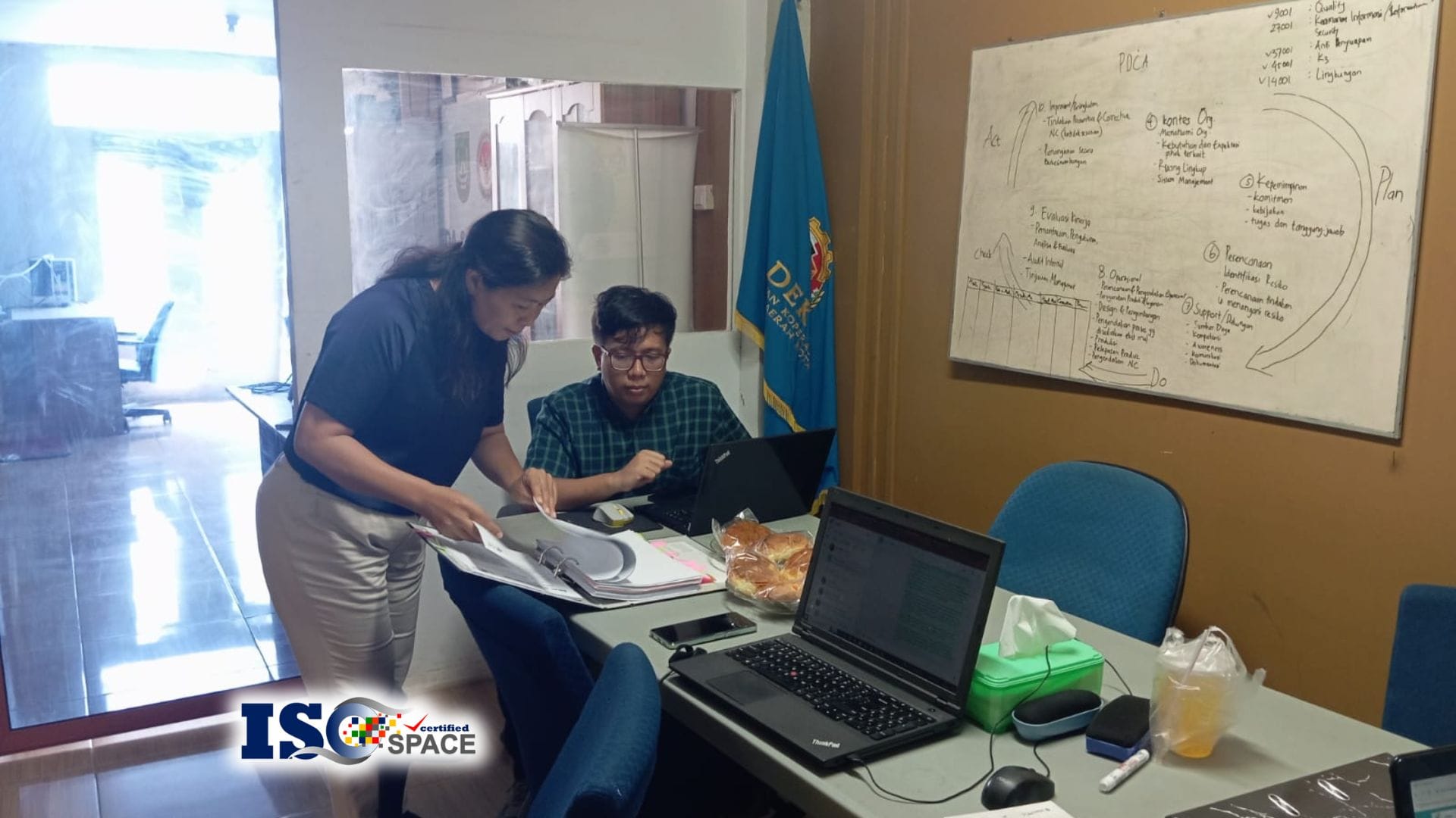 Pengen Ikut Tender Pemerintah? ISOSPACE.ID akan Menejelaskan dengan Prinsip Tata, Taat, Tracking Cara Meningkatkan Peluang Menang Secara Signifikan!